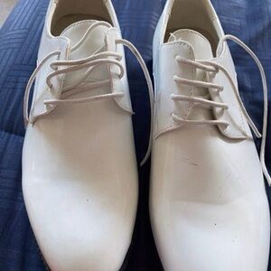Primavera Couture White Men's Oxfords